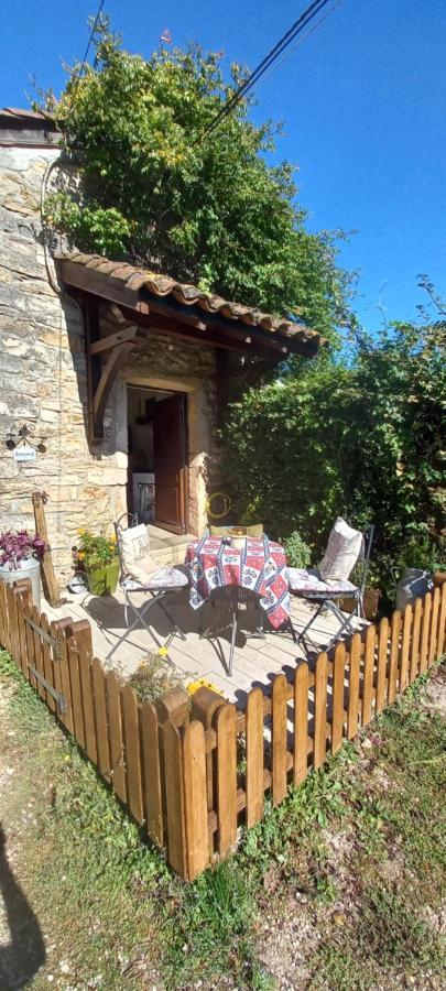 Tranquil Cottage, One Bedroom House La Genete Exterior photo